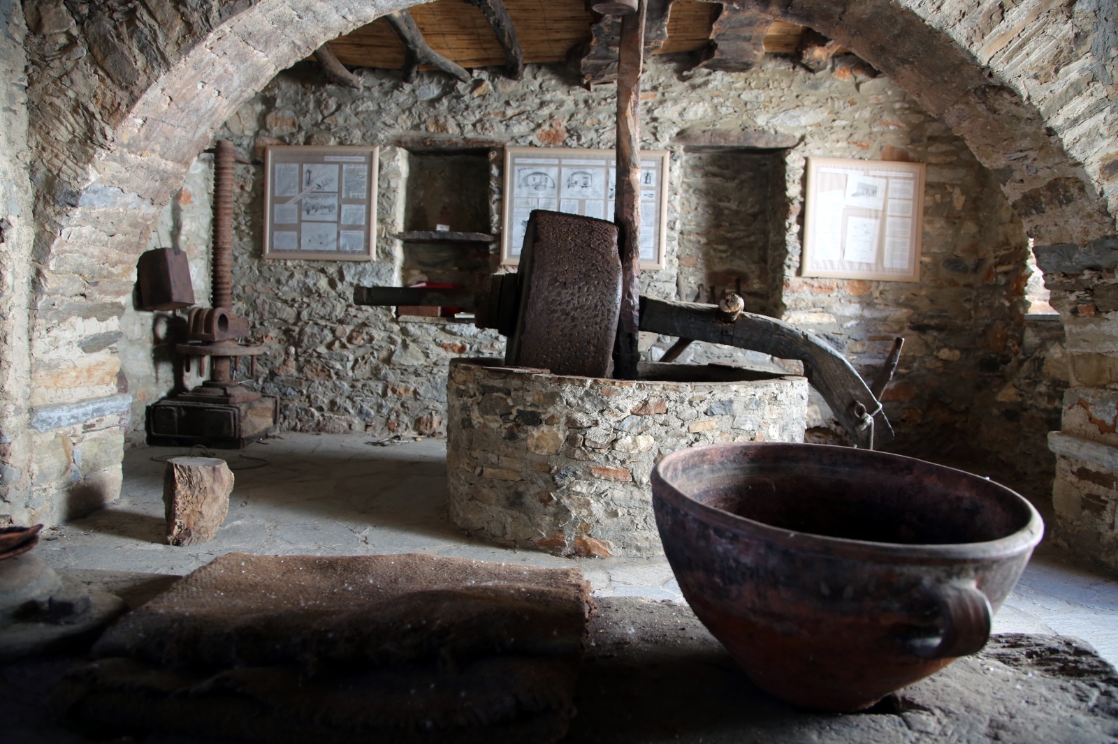 Damalas traditional oil press